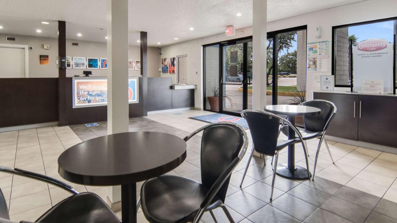 Motel 6-Addison, Tx - Dallas Extérieur photo