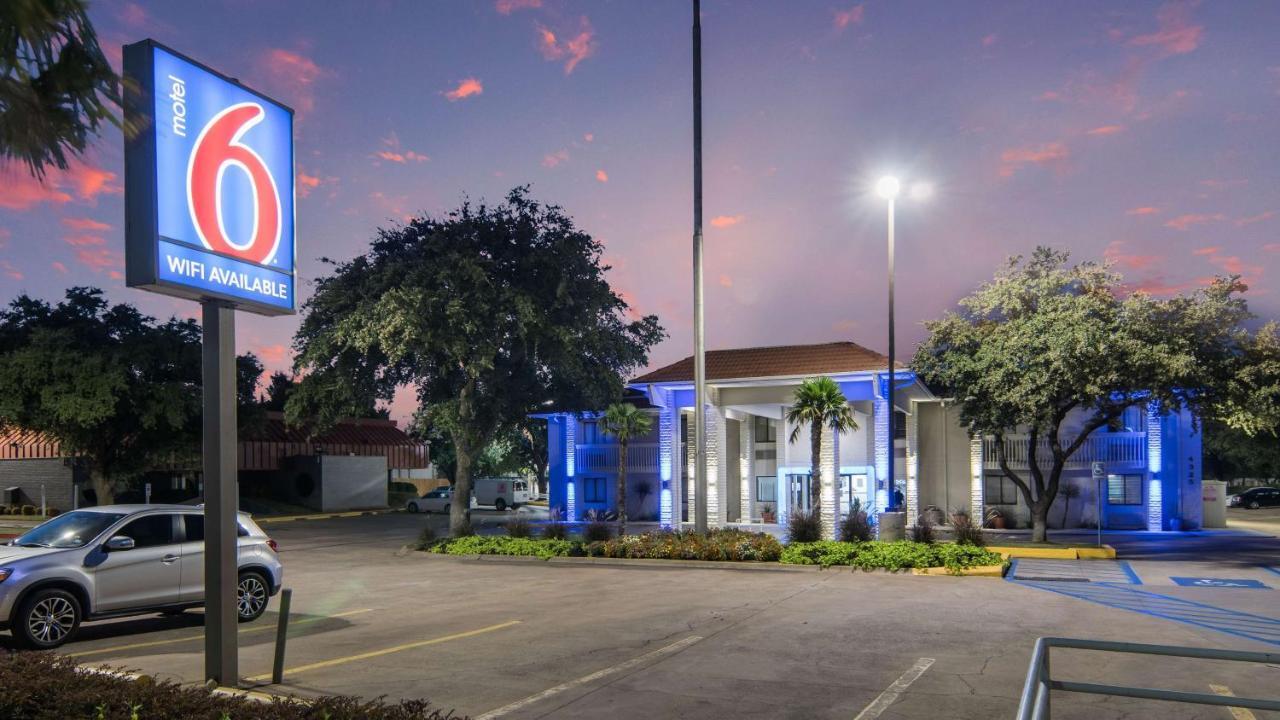 Motel 6-Addison, Tx - Dallas Extérieur photo